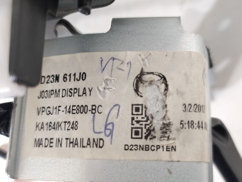 Recambio de pantalla multifuncion para mazda cx-3 center-line referencia OEM IAM D23N611J0 D23NBCP1EN 