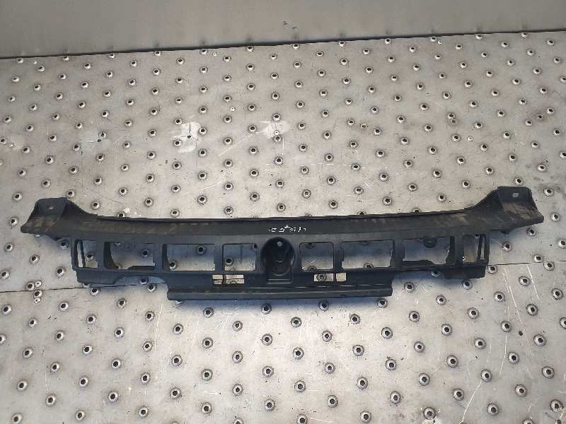 Recambio de refuerzo paragolpes trasero para peugeot 207 confort referencia OEM IAM   