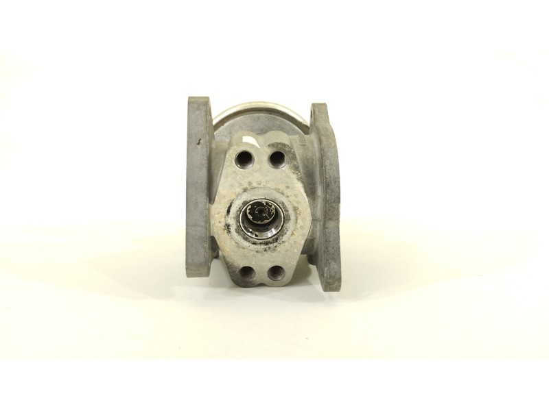 Recambio de valvula egr para volkswagen polo (9n3) 1.9 tdi referencia OEM IAM 038131501AN 047715040 038129637D