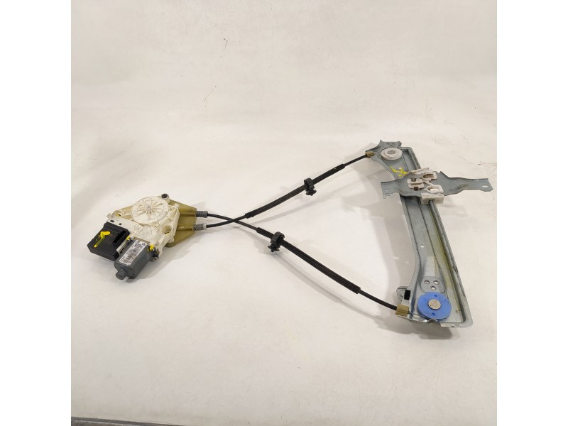 Recambio de elevalunas trasero izquierdo para renault megane iii berlina 5 p dynamique referencia OEM IAM 827310185R 969317102AR