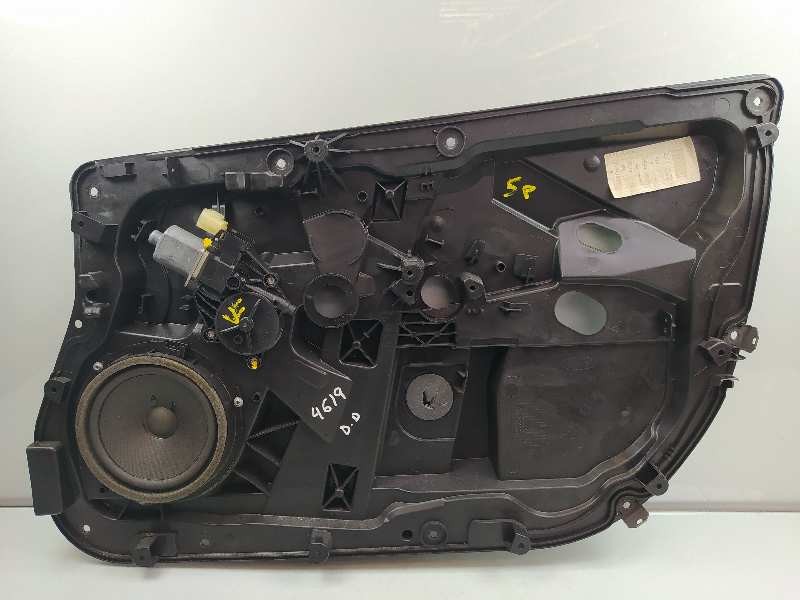 Recambio de elevalunas delantero derecho para ford fiesta (cb1) titanium referencia OEM IAM C1BBA045H16AA 8A6114553A 