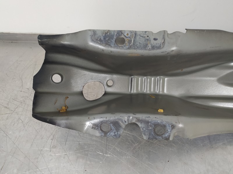 Recambio de refuerzo paragolpes trasero para volvo xc60 kinetic 2wd referencia OEM IAM   