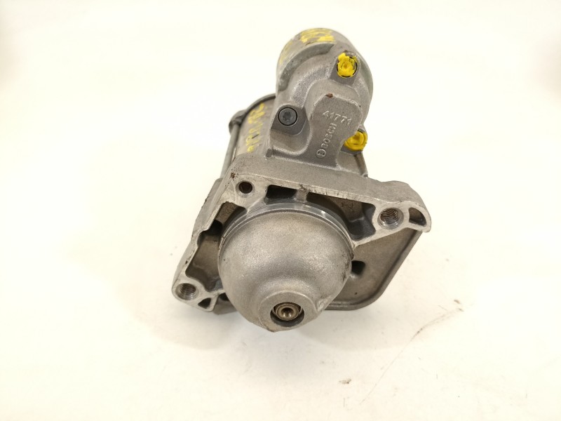 Recambio de motor arranque para dacia sandero stepway comfort referencia OEM IAM 233003759R  