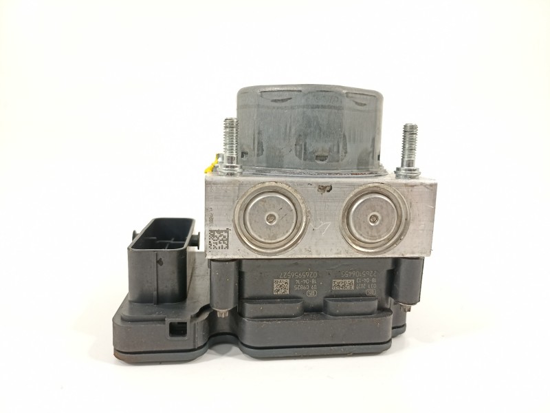 Recambio de abs para dacia sandero comfort referencia OEM IAM 476601842R  