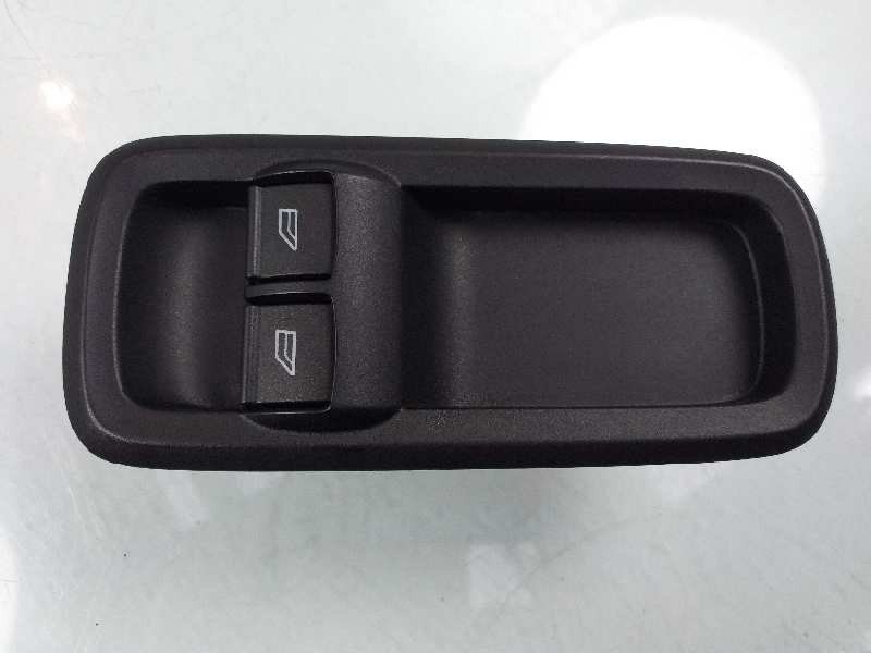 Recambio de mando elevalunas delantero izquierdo para ford fiesta (cb1) titanium referencia OEM IAM 8A6T14A132AC  