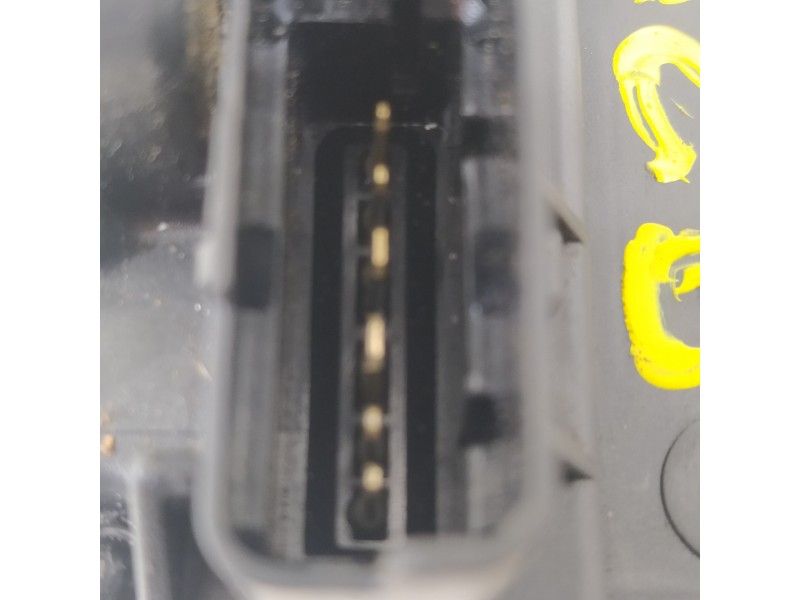 Recambio de cerradura puerta trasera izquierda para renault megane iii berlina 5 p dynamique referencia OEM IAM 825030002R  