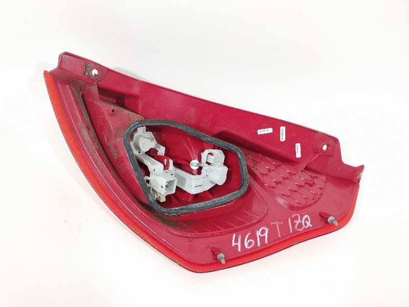 Recambio de piloto trasero izquierdo para ford fiesta (cb1) titanium referencia OEM IAM 8A6113405A  