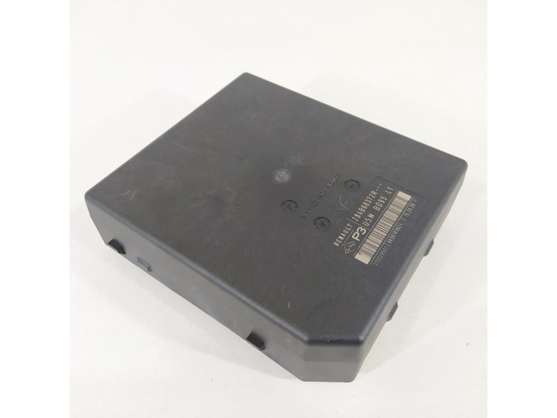 Recambio de caja reles / fusibles para renault megane iii berlina 5 p dynamique referencia OEM IAM 284B68372R 519339501 96361856