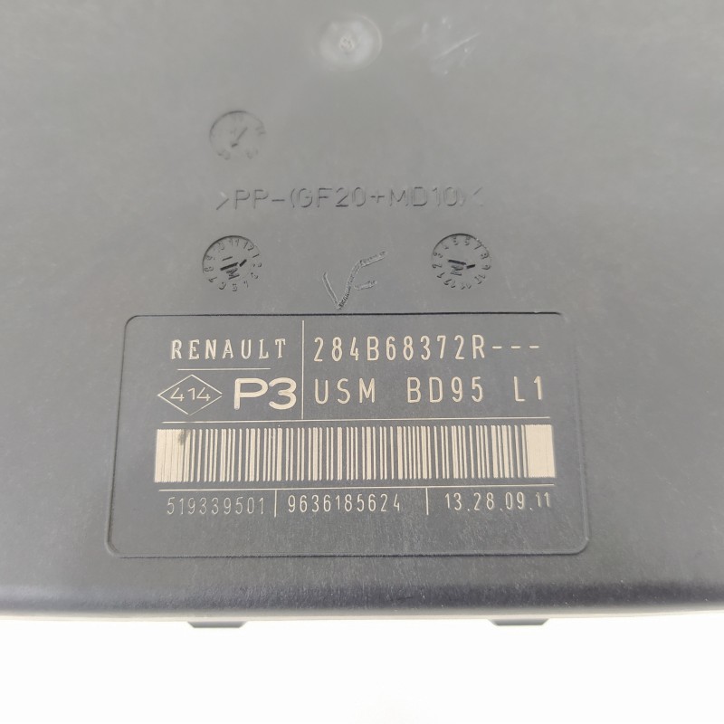 Recambio de caja reles / fusibles para renault megane iii berlina 5 p dynamique referencia OEM IAM 284B68372R 519339501 96361856