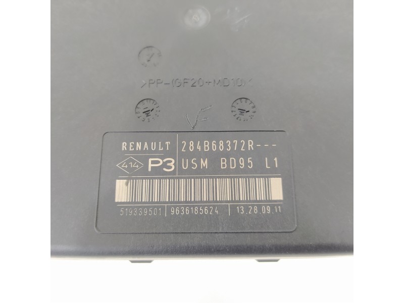 Recambio de caja reles / fusibles para renault megane iii berlina 5 p dynamique referencia OEM IAM 284B68372R 519339501 96361856