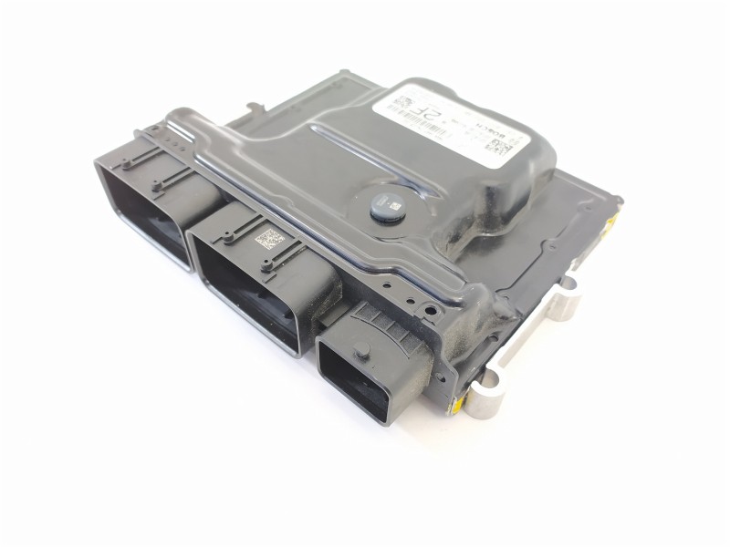 Recambio de centralita motor uce para dacia sandero stepway comfort referencia OEM IAM 237101118S 0281035669 1039T32570