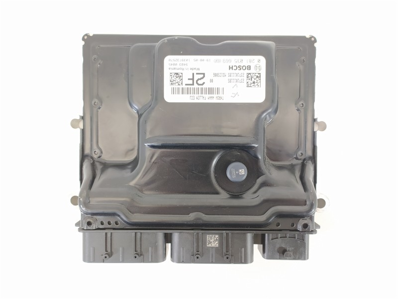 Recambio de centralita motor uce para dacia sandero stepway comfort referencia OEM IAM 237101118S 0281035669 1039T32570