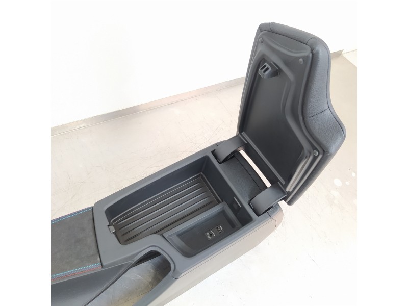 Recambio de apoyabrazos central para bmw serie 3 lim. (f30) 335i xdrive referencia OEM IAM 9235473  