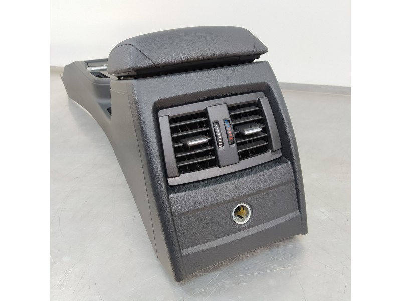 Recambio de apoyabrazos central para bmw serie 3 lim. (f30) 335i xdrive referencia OEM IAM 9235473  