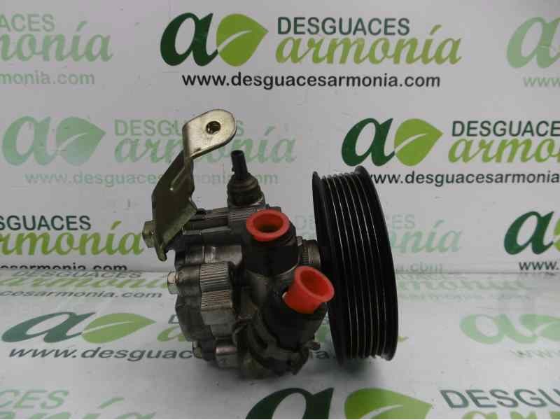 Recambio de bomba direccion para toyota avensis berlina (t25) 2.0 executive sedán (4-ptas.) referencia OEM IAM U4K23489  