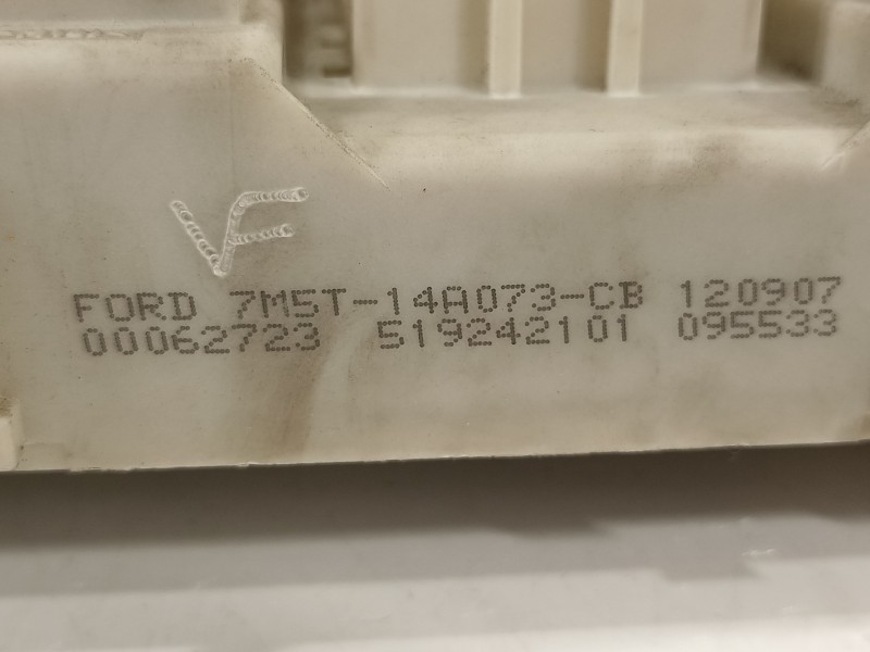 Recambio de caja reles / fusibles para ford focus berlina (cap) ambiente (d) referencia OEM IAM 7M5T14A073CB  