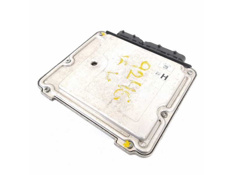 Recambio de centralita motor uce para toyota yaris (ksp9/scp9/nlp9) básico referencia OEM IAM 896610D450 0281012322 