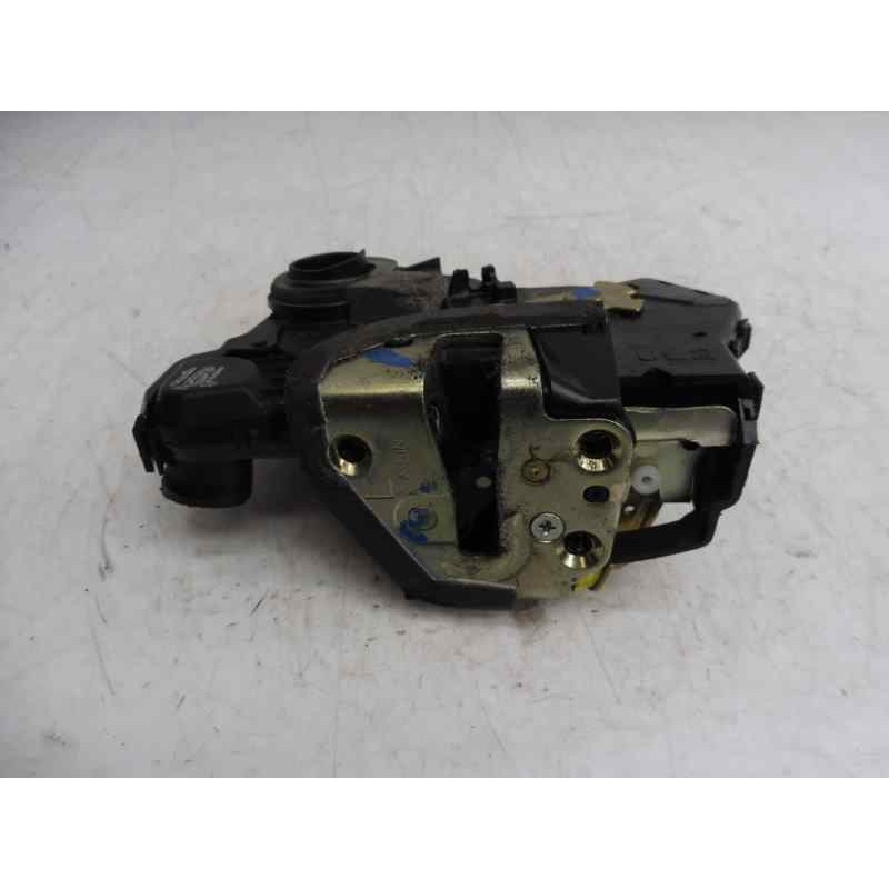 Recambio de cerradura puerta delantera izquierda para toyota avensis berlina (t25) 2.0 executive sedán (4-ptas.) referencia OEM 
