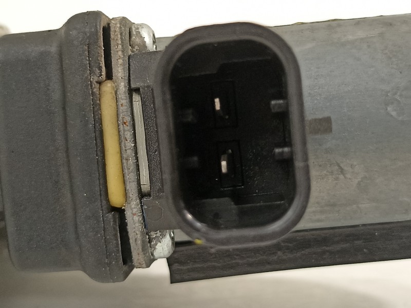 Recambio de elevalunas delantero derecho para fiat 500 abarth referencia OEM IAM 519760930  