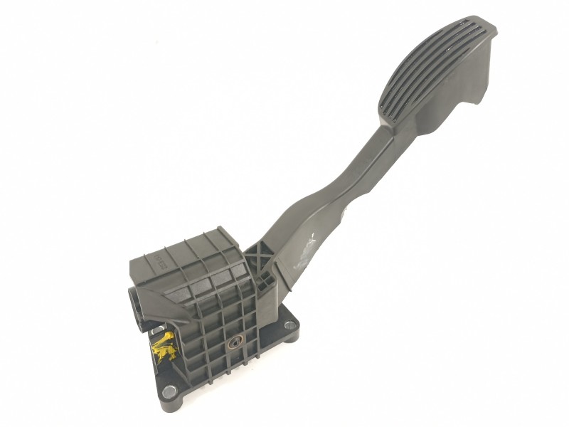 Recambio de potenciometro pedal para fiat 500 abarth referencia OEM IAM 518337220  