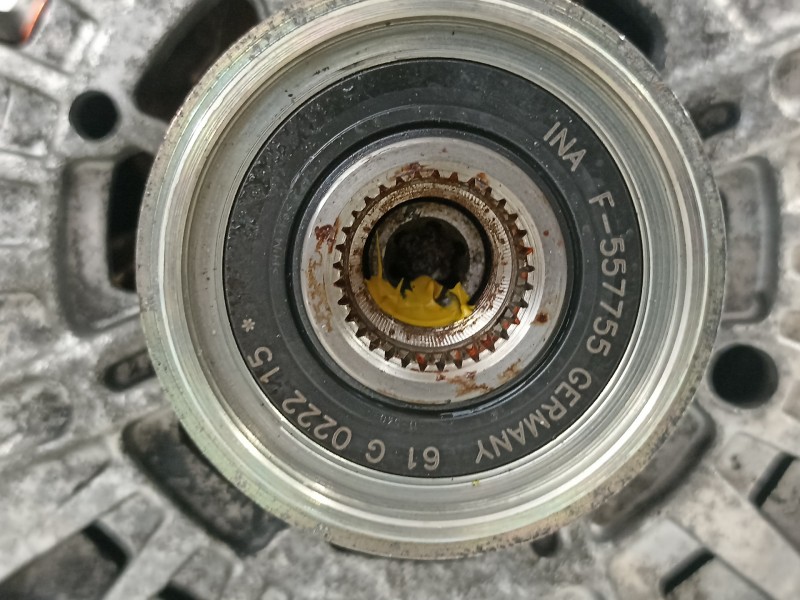 Recambio de alternador para renault scenic iii authentique referencia OEM IAM 231000026R  