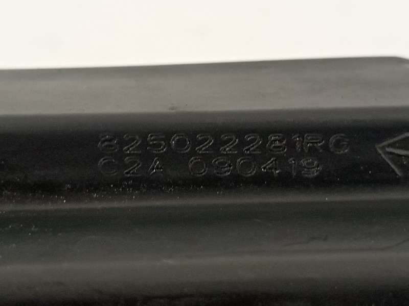 Recambio de cerradura puerta trasera derecha para dacia sandero comfort referencia OEM IAM 825022281R  
