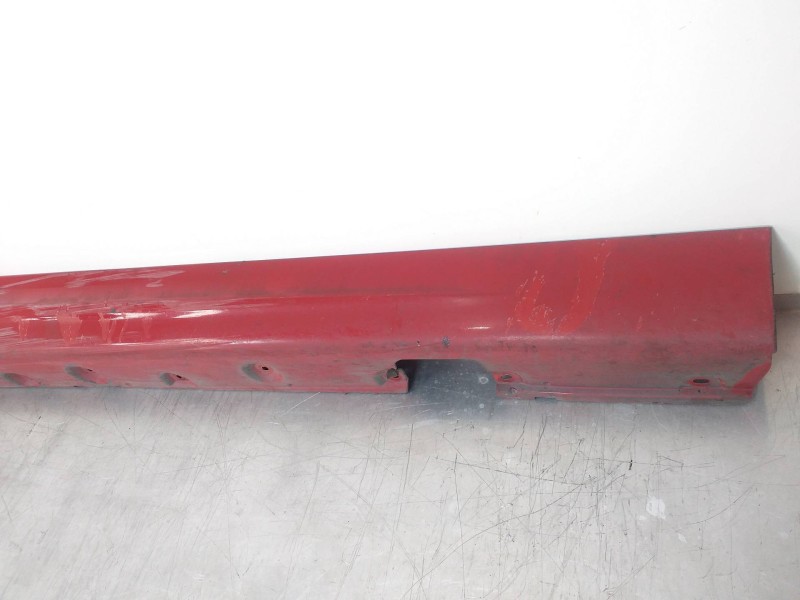 Recambio de faldon lateral para bmw serie 3 berlina (e46) 320d referencia OEM IAM 51712492212  