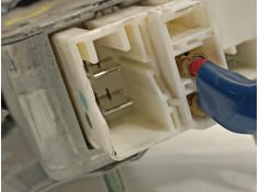 Recambio de columna direccion para toyota yaris (ksp9/scp9/nlp9) básico referencia OEM IAM 452000D090 896500D110 1129001331 2