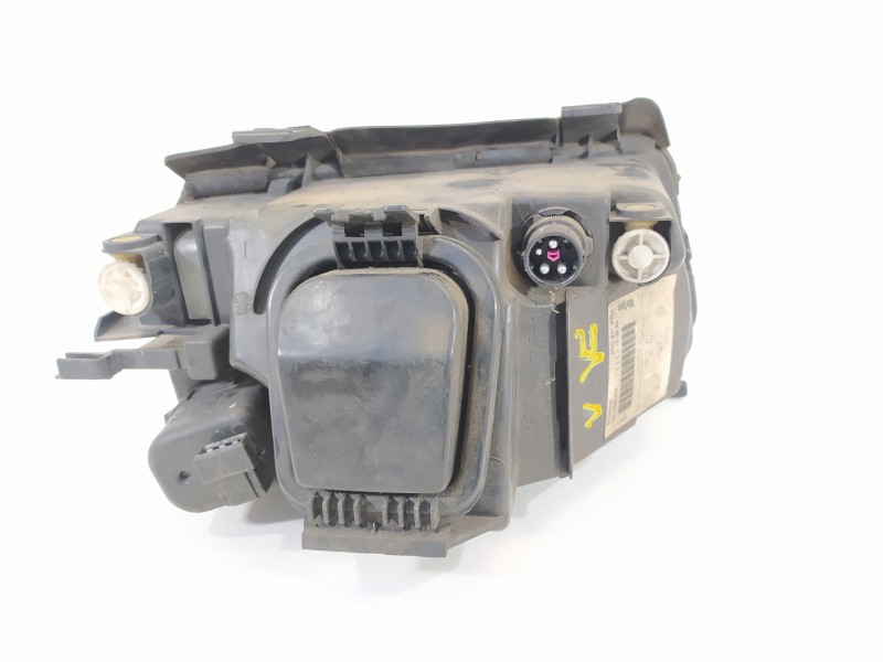 Recambio de faro izquierdo para audi a4 berlina (b5) 1.9 tdi referencia OEM IAM 8D0941003A 67723131 1852805000