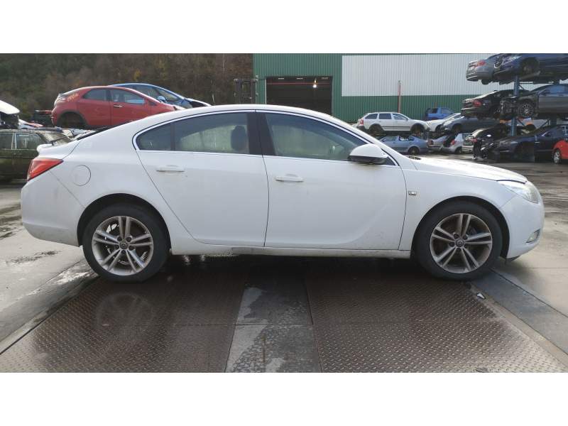 opel insignia a (g09) del año 2009