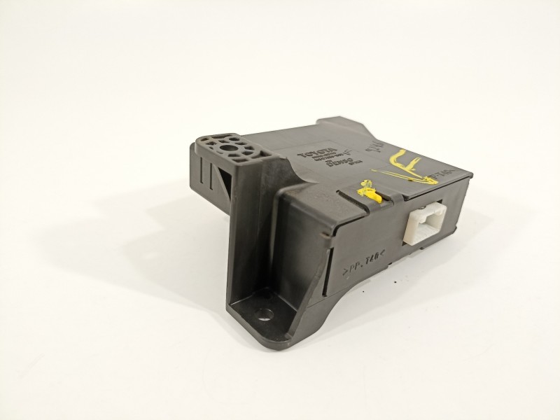 Recambio de modulo electronico para toyota yaris (ksp9/scp9/nlp9) básico referencia OEM IAM 88650OD170  