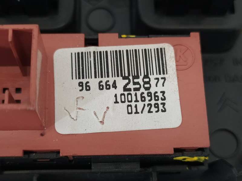 Recambio de mando multifuncion para citroën c4 lim. collection referencia OEM IAM 9666425877  