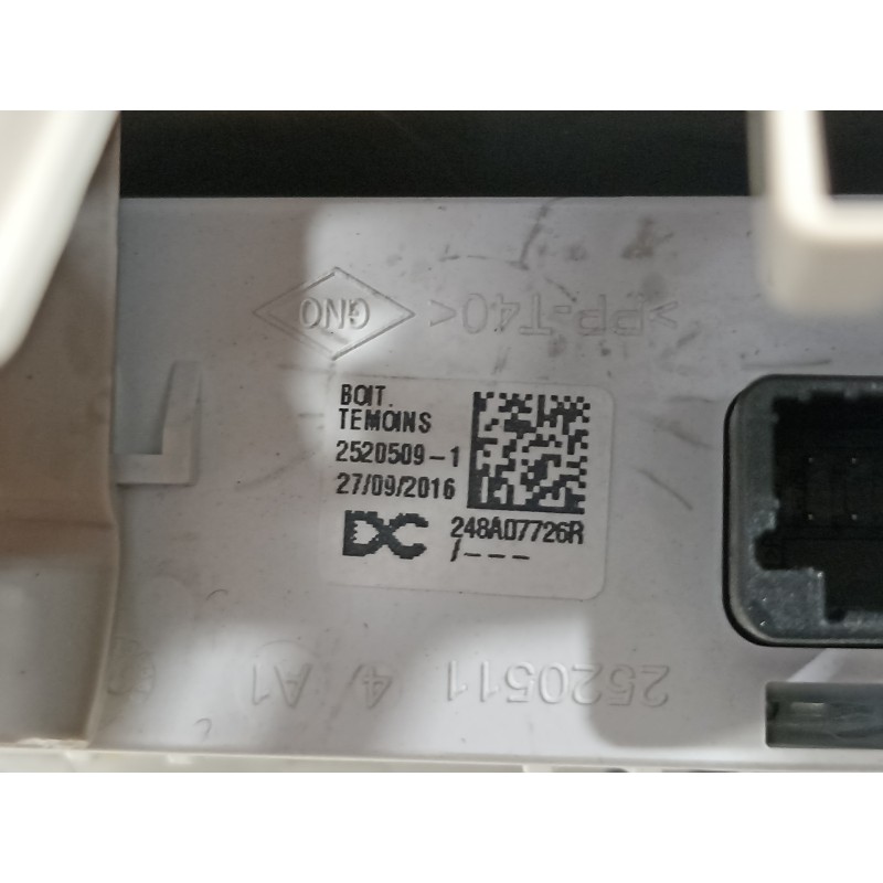 Recambio de luz interior para smart forfour basis (66kw) (453.044) referencia OEM IAM 739481634R 739489321R 248A07726R