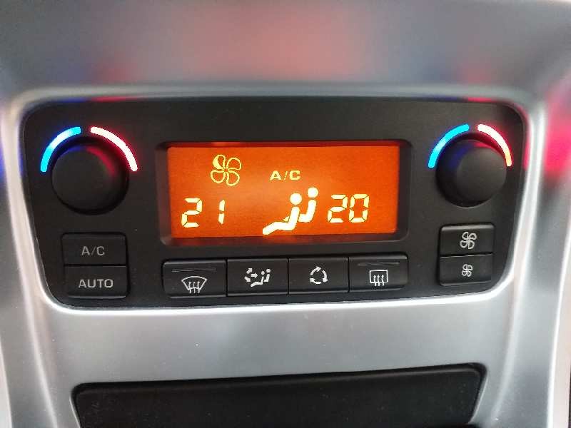Recambio de mando climatizador para peugeot 307 berlina (s2) 1.6 16v cat referencia OEM IAM 9646627977 281160303 