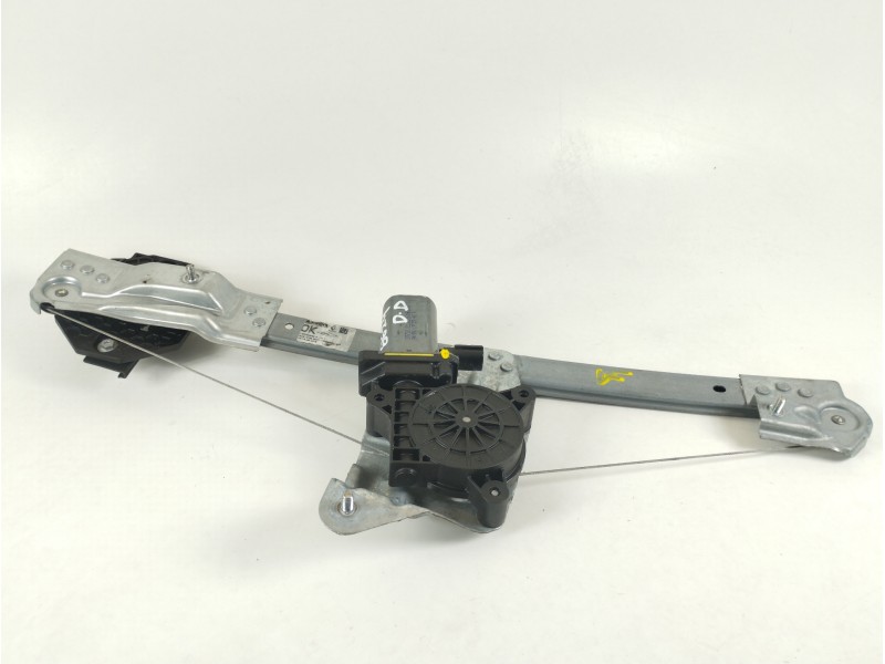 Recambio de elevalunas delantero derecho para dacia sandero stepway comfort referencia OEM IAM 807209299R  