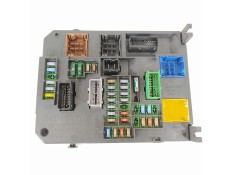 Recambio de caja reles / fusibles para citroën c4 lim. collection referencia OEM IAM 9665547480 BSIQ03 S180121003H 2