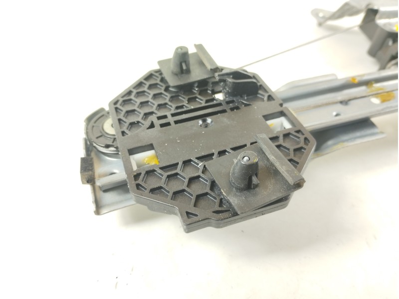 Recambio de elevalunas delantero derecho para dacia sandero stepway comfort referencia OEM IAM 807209299R  