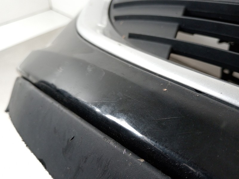 Recambio de paragolpes delantero para renault scenic iii authentique referencia OEM IAM 620363942R  