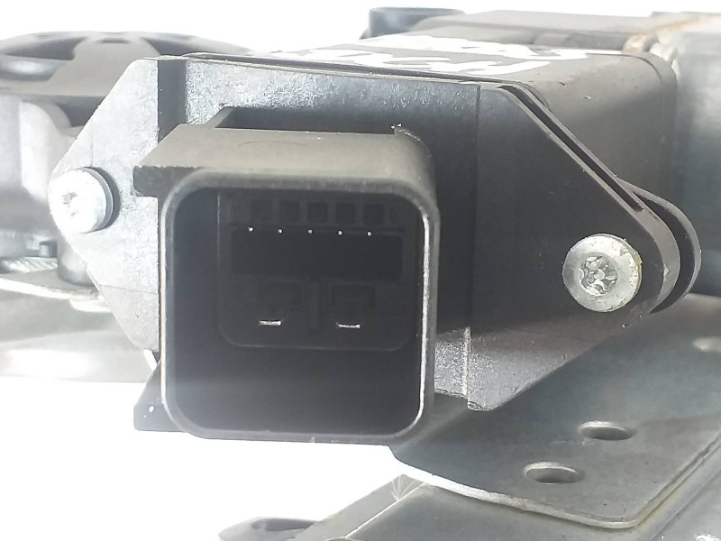 Recambio de elevalunas trasero derecho para opel insignia berlina excellence referencia OEM IAM 20952451 910280200 964840