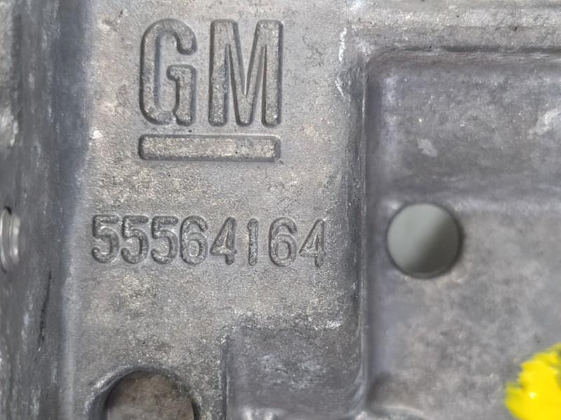 Recambio de caja mariposa para opel insignia berlina excellence referencia OEM IAM 55564164  