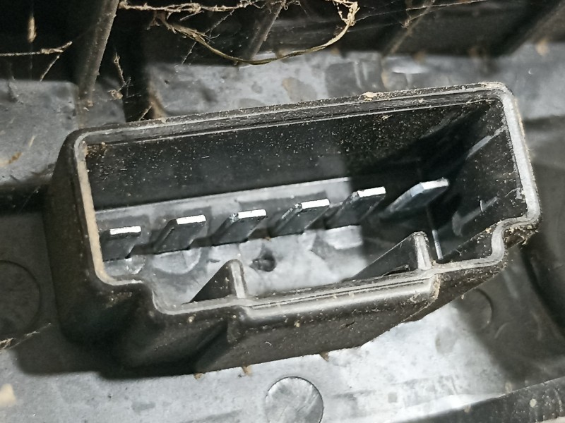 Recambio de piloto trasero izquierdo para ford transit custom kasten 270 l1 ambiente referencia OEM IAM BK2113405  