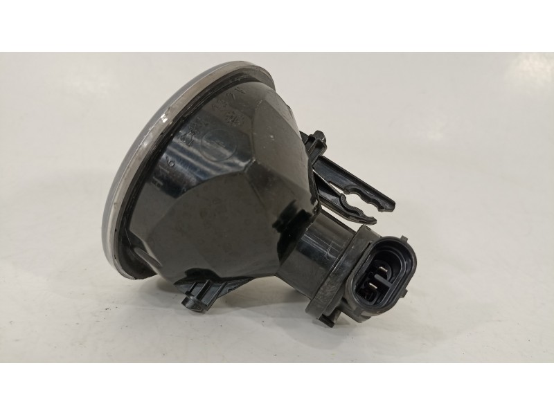 Recambio de faro antiniebla izquierdo para dacia sandero stepway comfort referencia OEM IAM 261500097R  