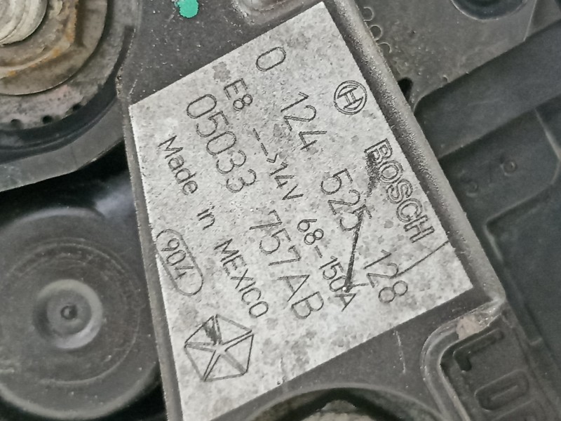 Recambio de alternador para chrysler sebring berlina 2.0 crd limited referencia OEM IAM 05033757AB 0124525128 