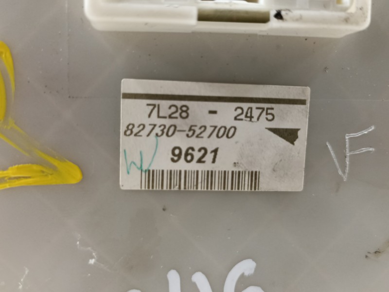 Recambio de caja reles / fusibles para toyota yaris (ksp9/scp9/nlp9) básico referencia OEM IAM 8273052700  