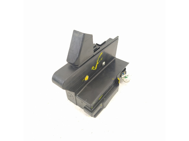 Recambio de cerradura puerta trasera derecha para dacia sandero stepway comfort referencia OEM IAM 825022281RG  