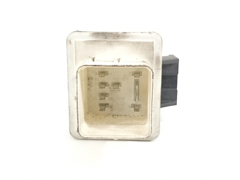 Recambio de caja precalentamiento para dacia sandero stepway comfort referencia OEM IAM 110679886R  