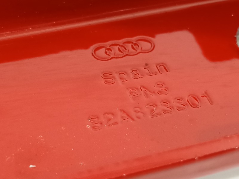 Recambio de bisagra capot para audi a1 sportback (gba) 25 tfsi básico referencia OEM IAM 82A823301  