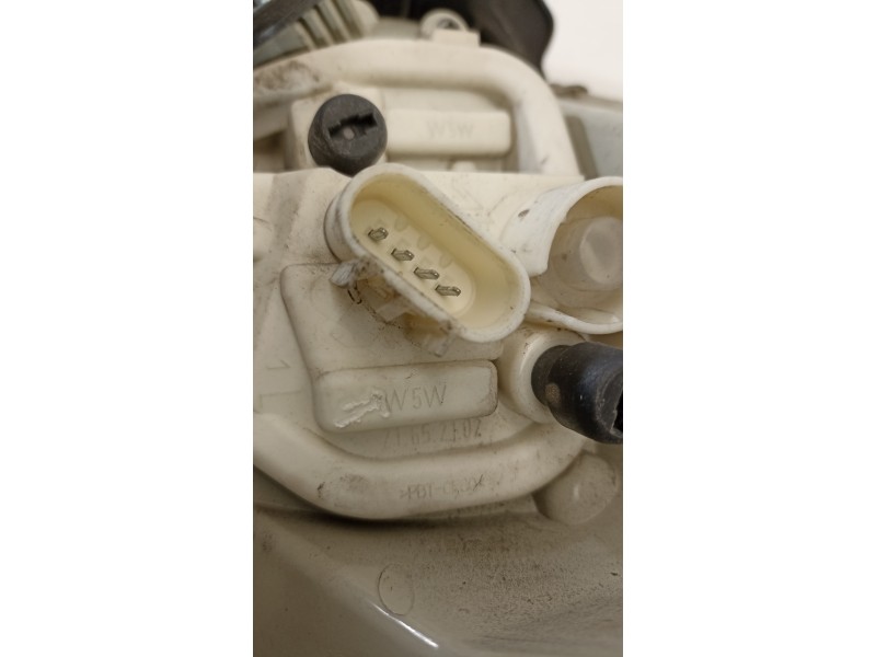 Recambio de piloto trasero izquierdo para opel astra j lim. selective business referencia OEM IAM   