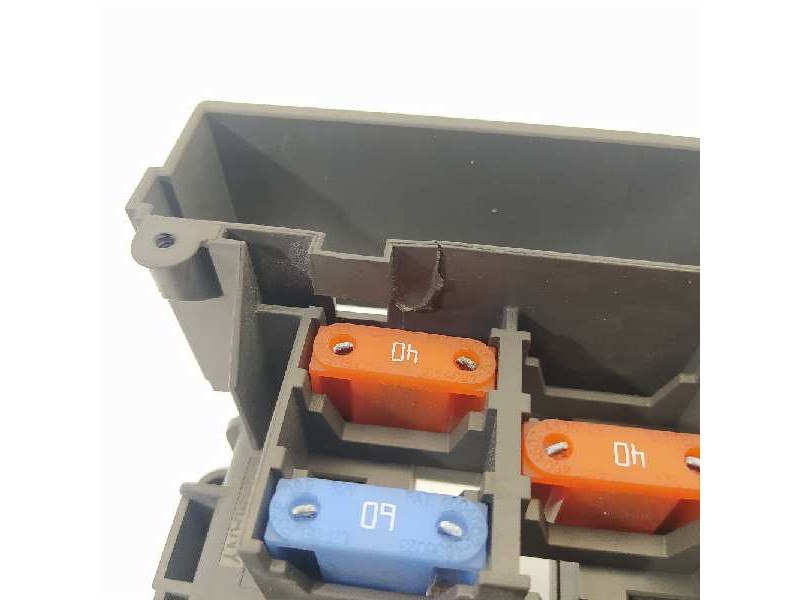 Recambio de caja reles / fusibles para bmw serie 3 coupe (e92) 335i referencia OEM IAM 9119444 64469441 