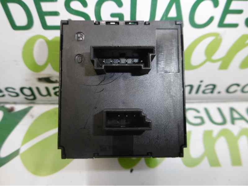 Recambio de mando multifuncion para bmw serie 3 coupe (e92) 335i referencia OEM IAM 694565201 549549500 